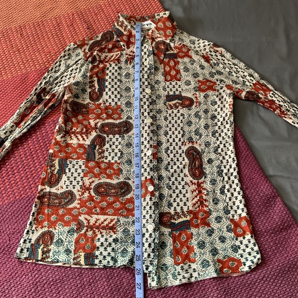 LADY MANHATTAN SIZE S Long-sleeve Sheer Patterned Button-up Top - Picture 6 of 16